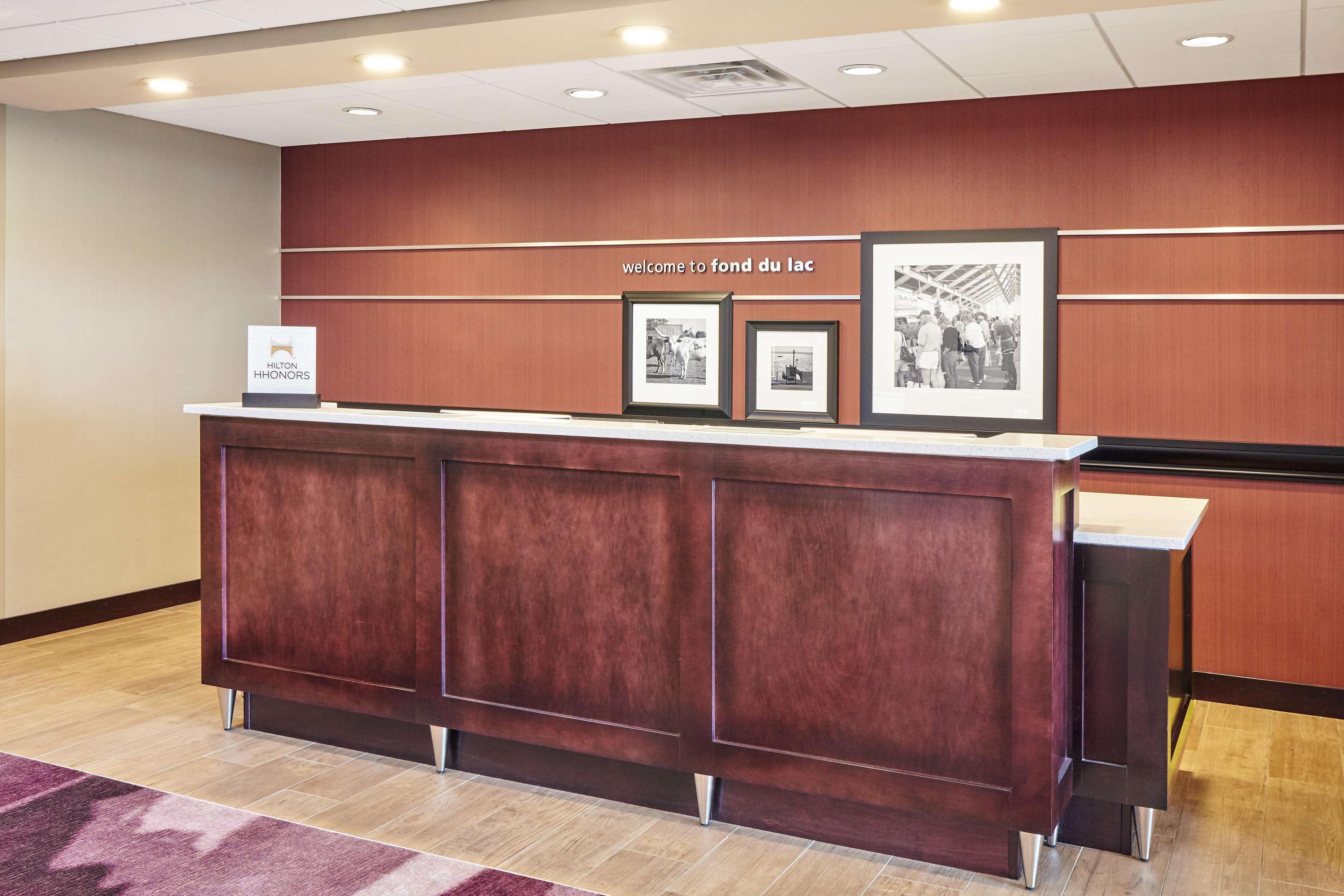 Hampton Inn Fond Du Lac Eksteriør billede
